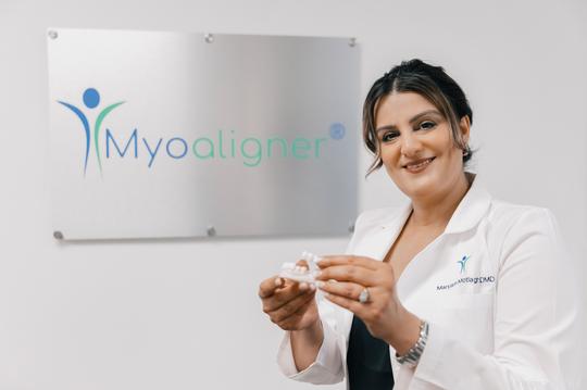 Myoaligner