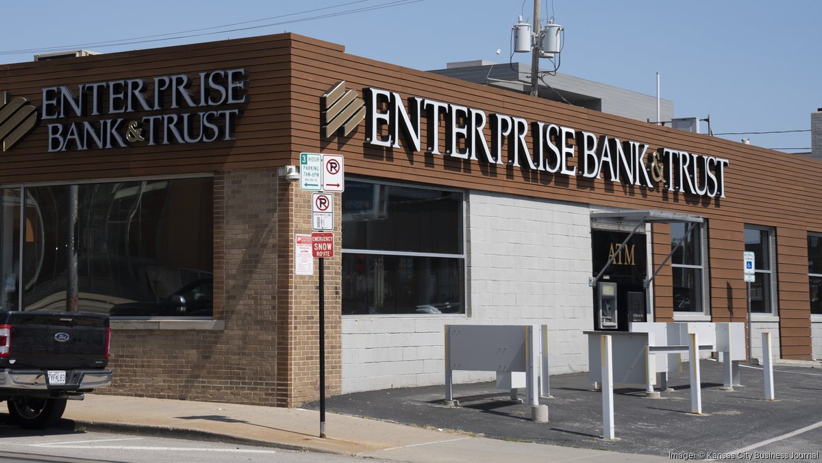 Enterprise Bank names new Kansas City area market president