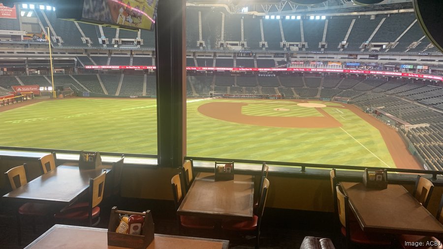 Cold Beers & Cheeseburgers opens new location at Chase Field