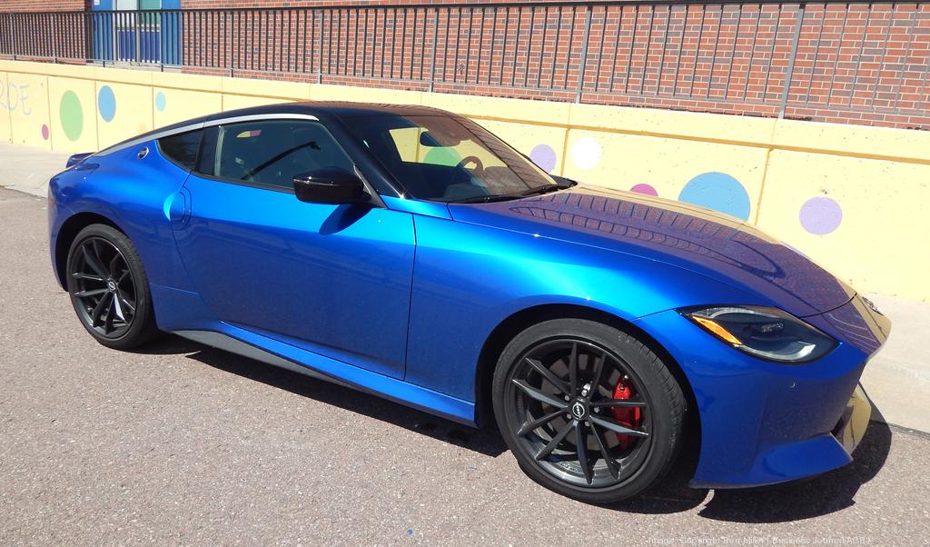 2023-nissan-z-side.jpg