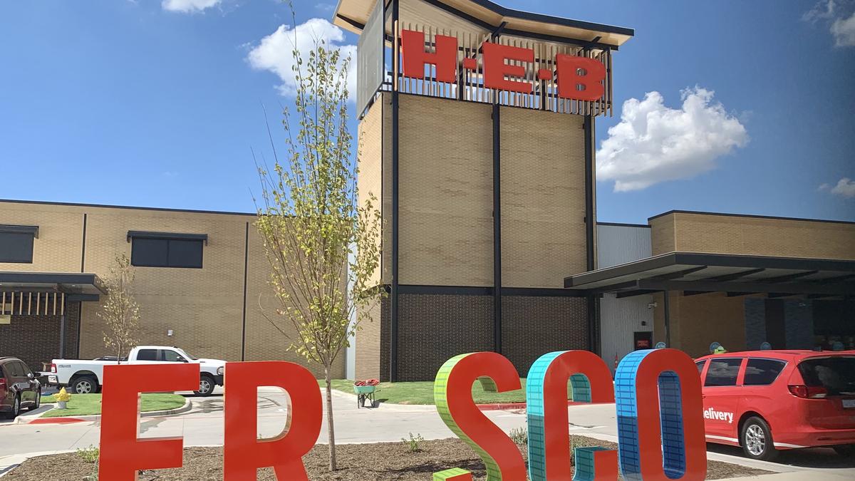 H-E-B's new Plano grocery store will fill online orders to nearby cities