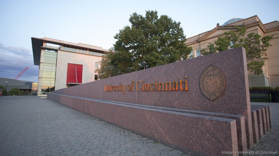 UC faculty Amanda Webb gets 3M for carbon emission research