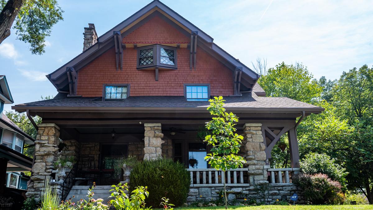 PHOTOS: Hyde Park Homes Tour shows off five 100-year-old houses - Kansas City Business Journal