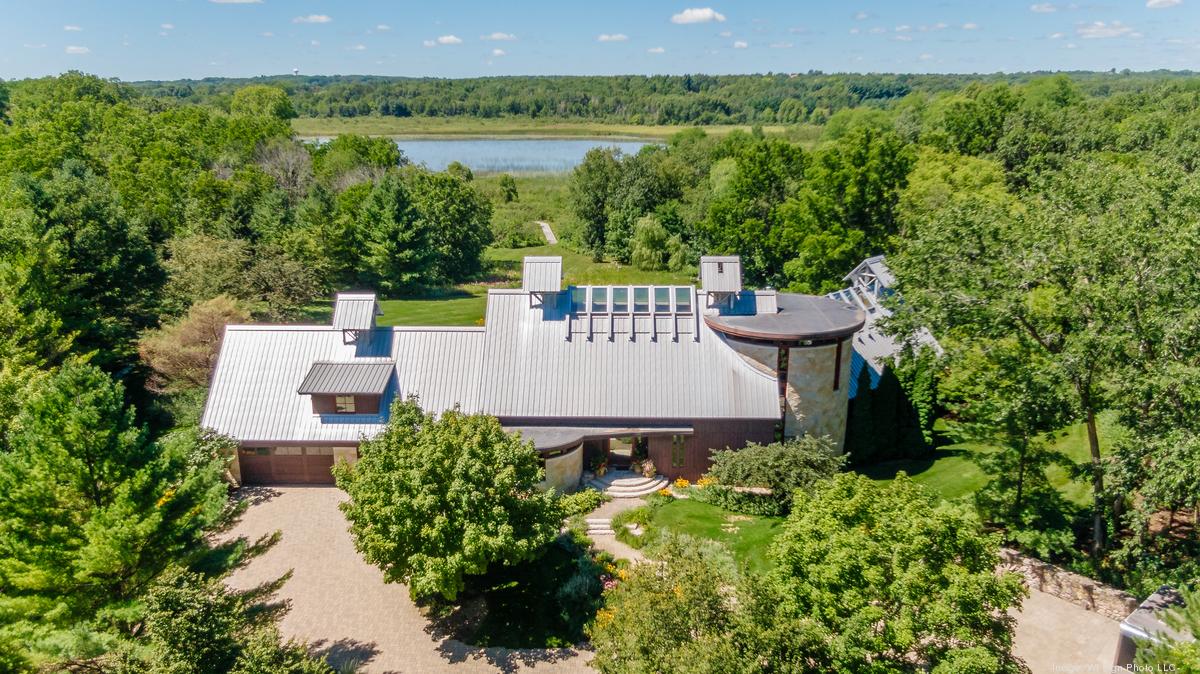Mukwonago lake house with unique design sells for 25 less than asking