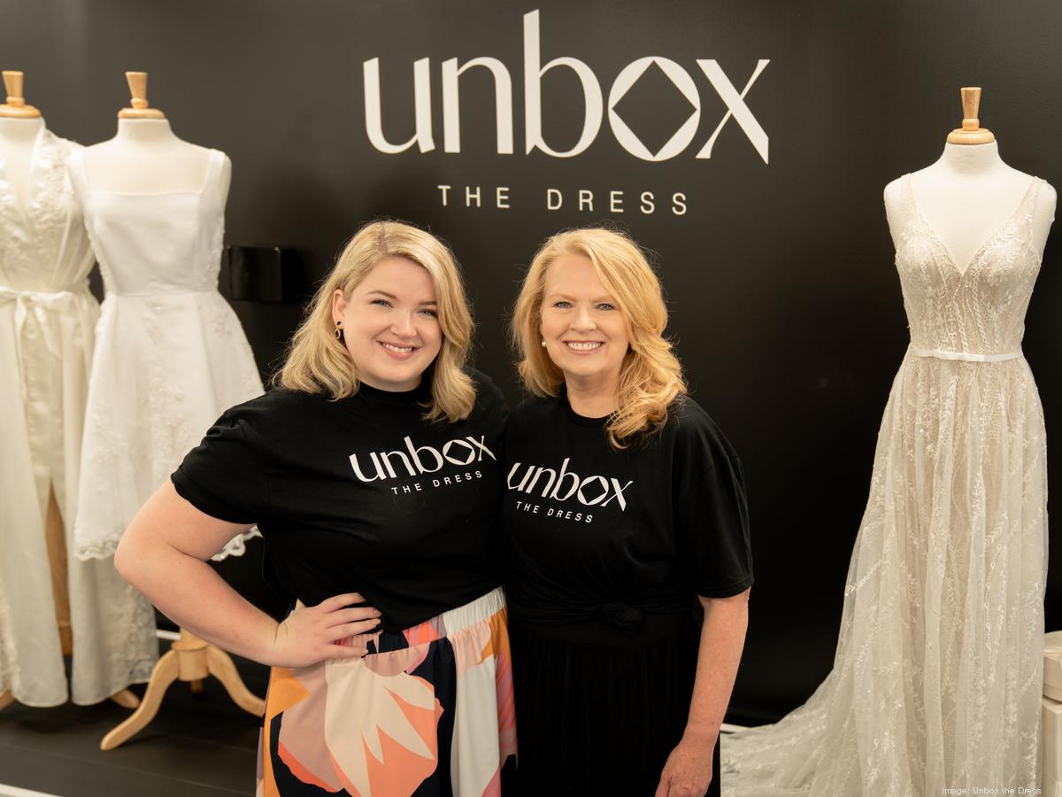 unbox the dress