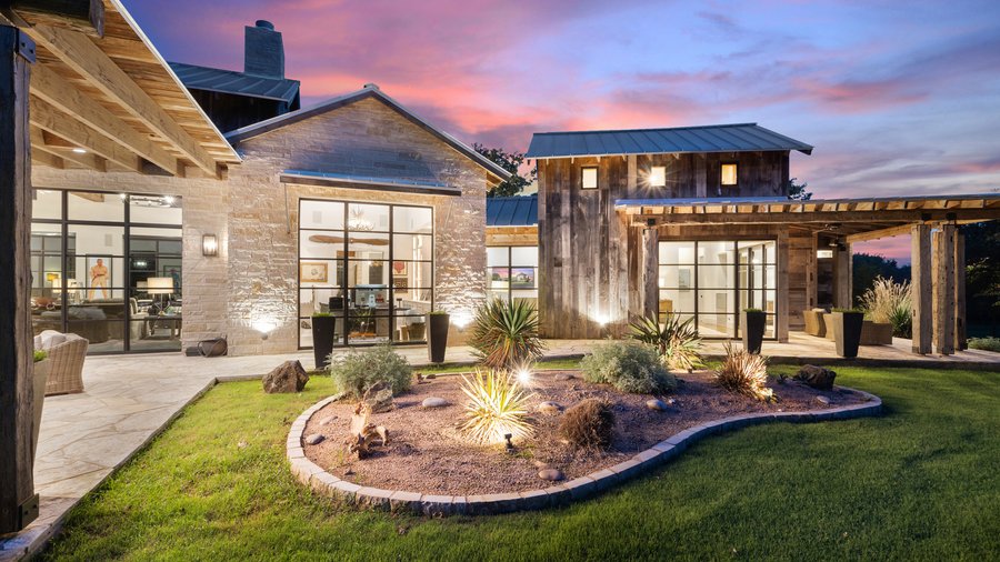Briggs Freeman lists $6.9M, 67-acre ranch in Johnson County - Dallas ...