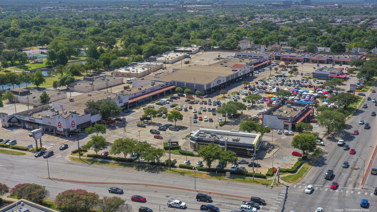 Dal-Rich Towne Square in Richardson undergoes renovation - Dallas ...