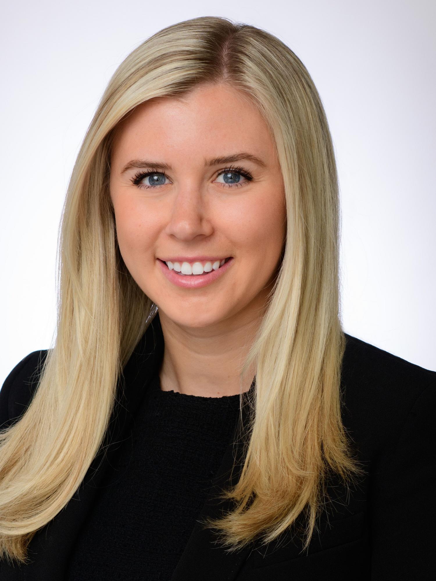 Hallie Hayes - 63j0dyd