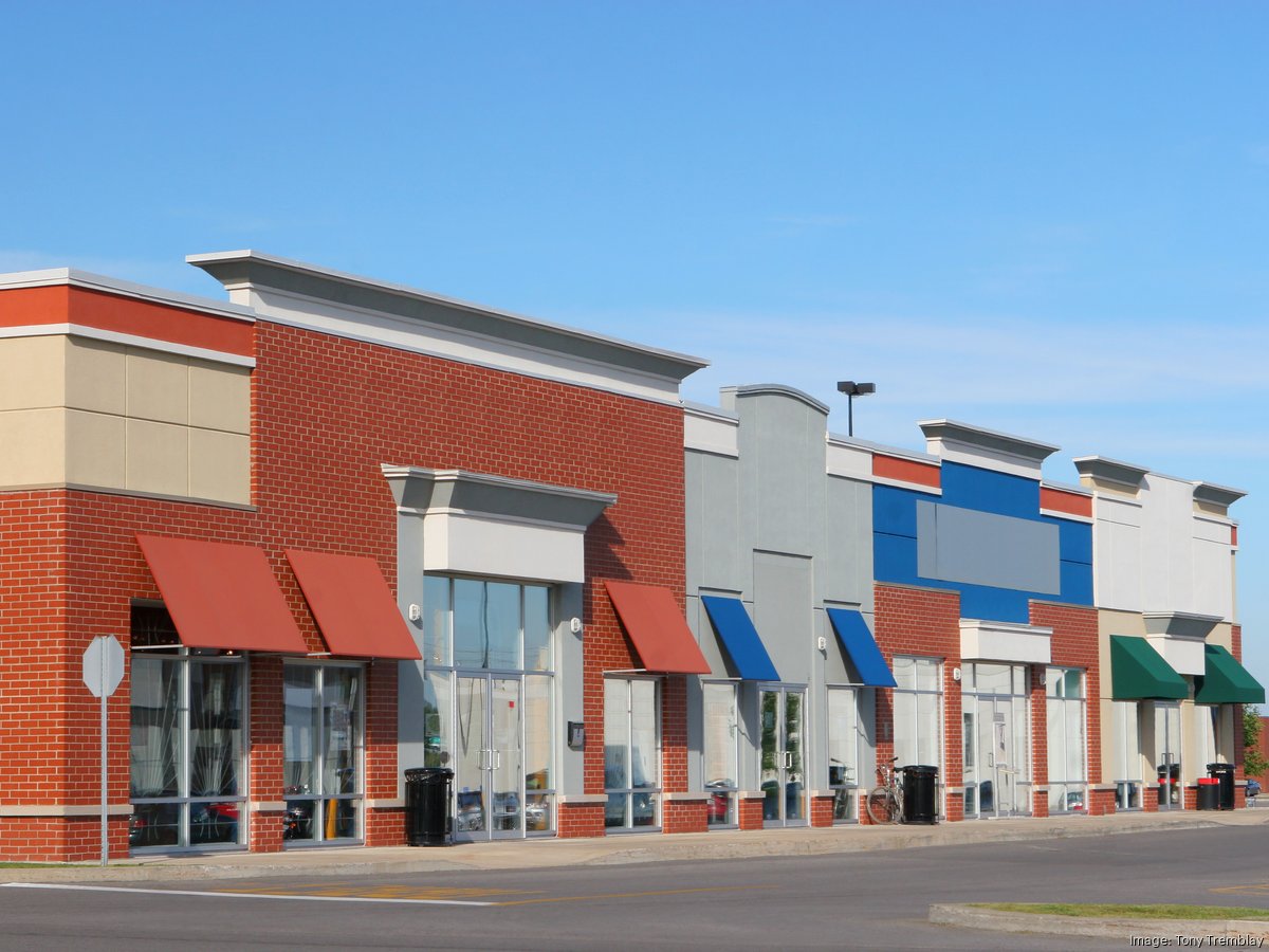 Strip store Mall, Bannockburn, IL