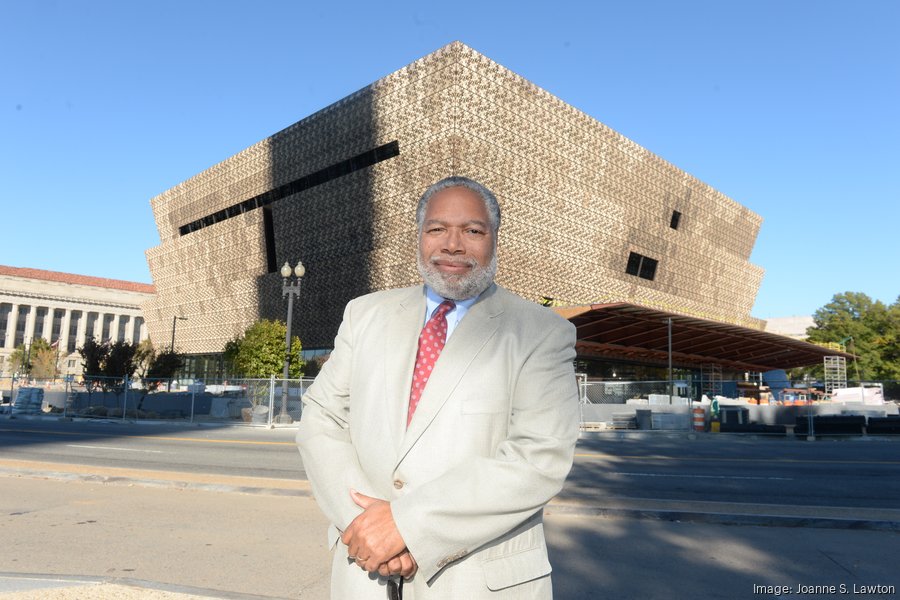 Smithsonian Secretary Lonnie Bunch to retire at year's end