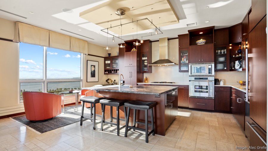 Luxury Penthouse Condos For Rent Milwaukee photo