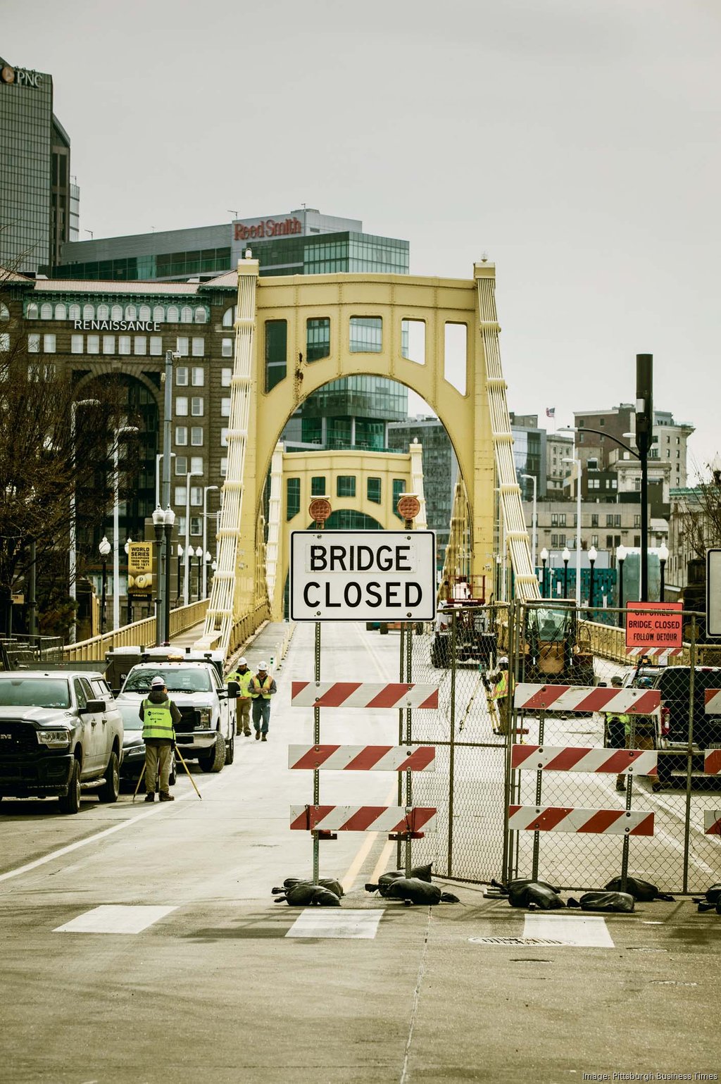 Pittsburgh's Roberto Clemente Bridge closed for bridge rehab