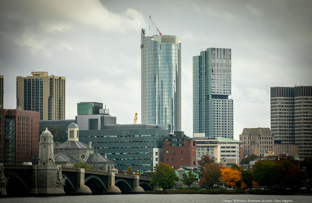 Project Team Installs 'Sky Mat' in Boston Tower, 2021-10-19