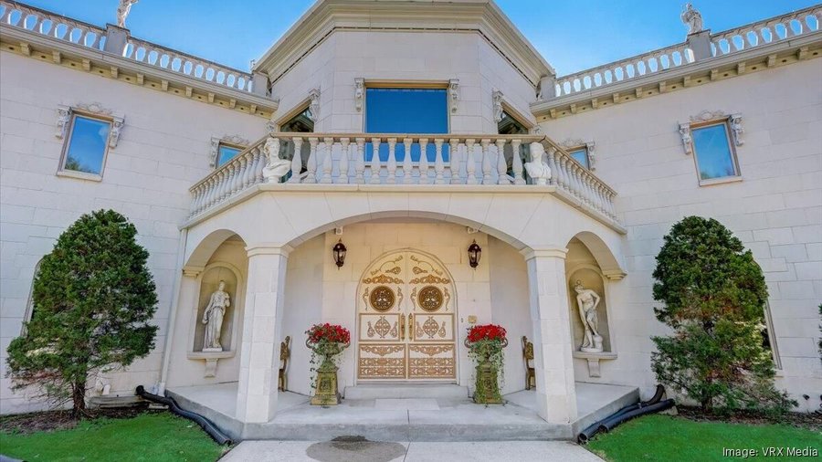 クロード・モネ、GARDEN HOUSE ON THE BANKS OF THE Andruw Jones' massive Gwinnett home now selling for just $3.5M