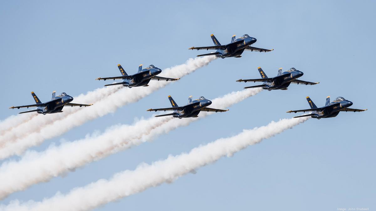 Unable to get into the NAS Jacksonville Air Show? Here's what the scene