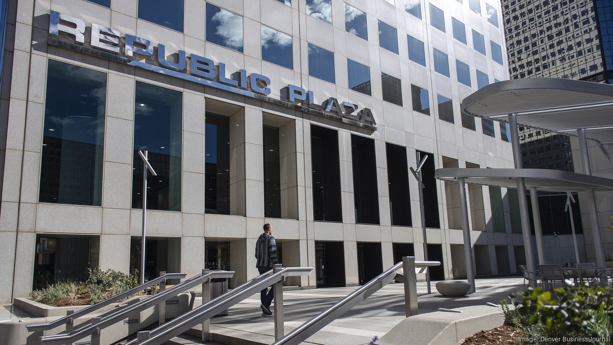 Receiver takes control of Denver's tallest tower, sale likely - Denver Business Journal