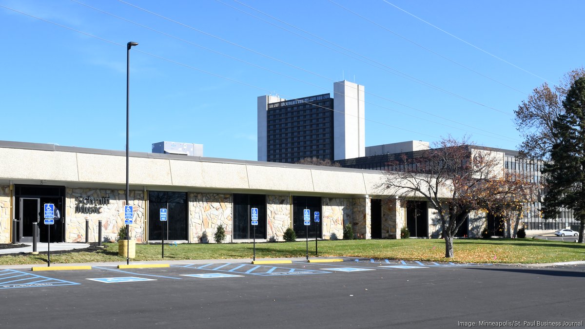 Schmitt Music opens new headquarters, store in Bloomington