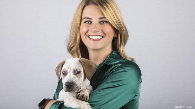 Forever Freckled sister and veterinarian, Alison, is surrounded by