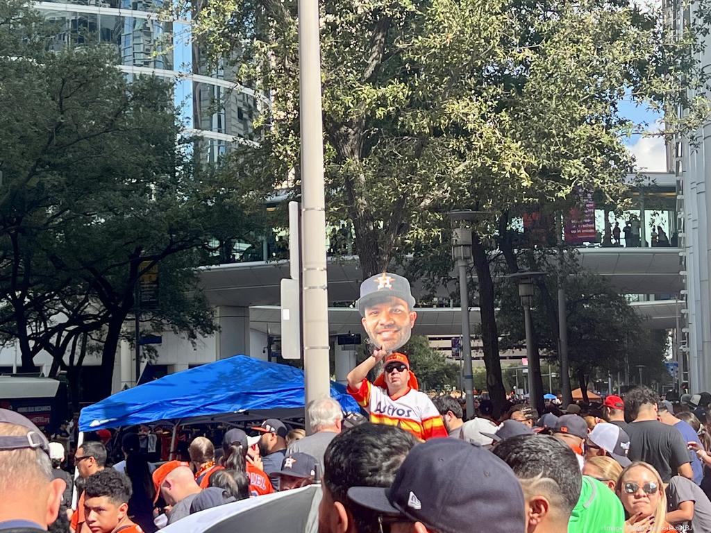 2022 World Series parade attendees pack downtown Houston streets