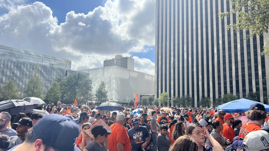 2022 World Series parade attendees pack downtown Houston streets