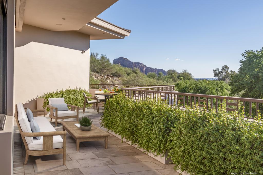 Arizona Cardinals Owner Michael Bidwill Lists Paradise Valley Home