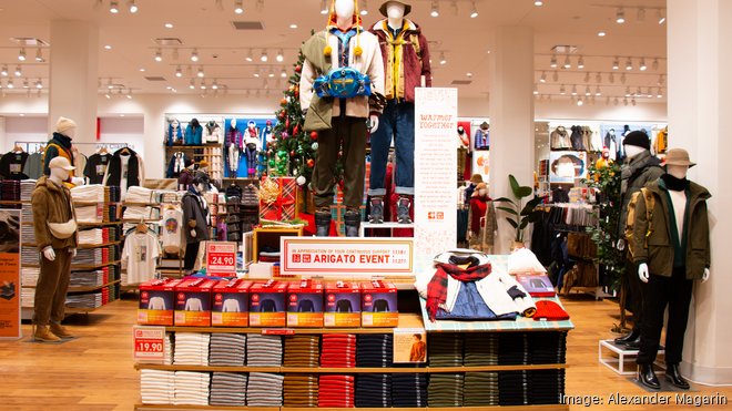 Japanese retailer Uniqlo dips its toes in Canada's cutthroat retail sector