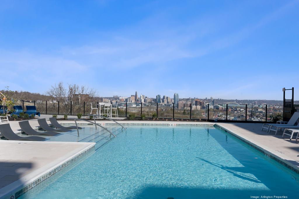 tapestryridgepool03-view.jpg