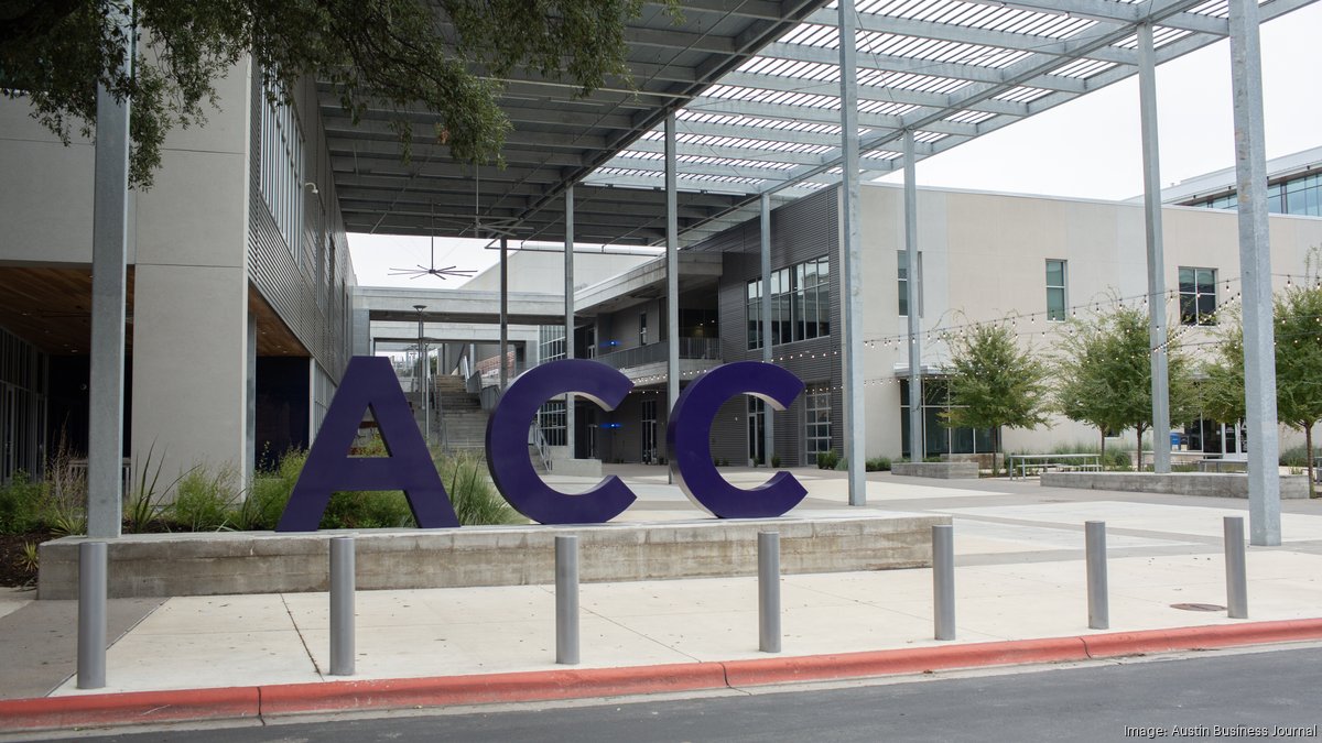 University of Texas enrollment looking strong — not so at ACC Austin