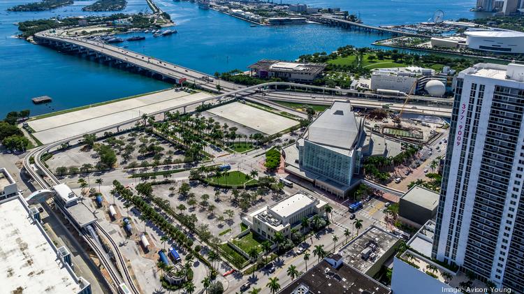 Genting Group has listed the former Miami Herald site along Biscayne Bay for sale.