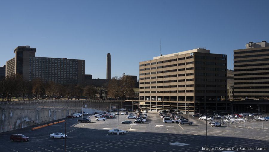 Blue KC lists longtime HQ property for sale to new office users