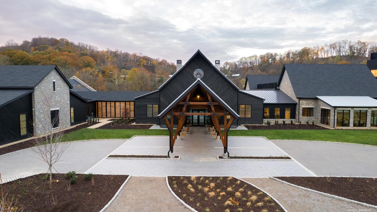 Southall luxury farm and resort opens in Franklin, Tennessee