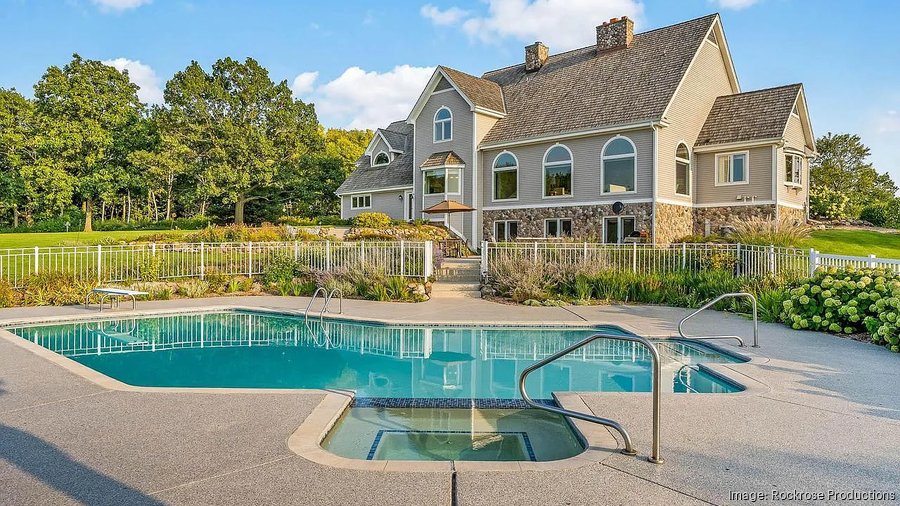 Custom Waukesha house with pool sells for 1.24M Slideshow Milwaukee