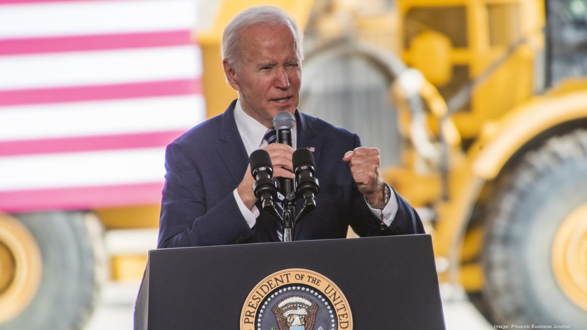 President Biden tours El Paso during first U.S-Mexico border visit ...