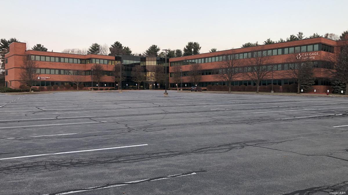 Developer donating large office building to Shen school district