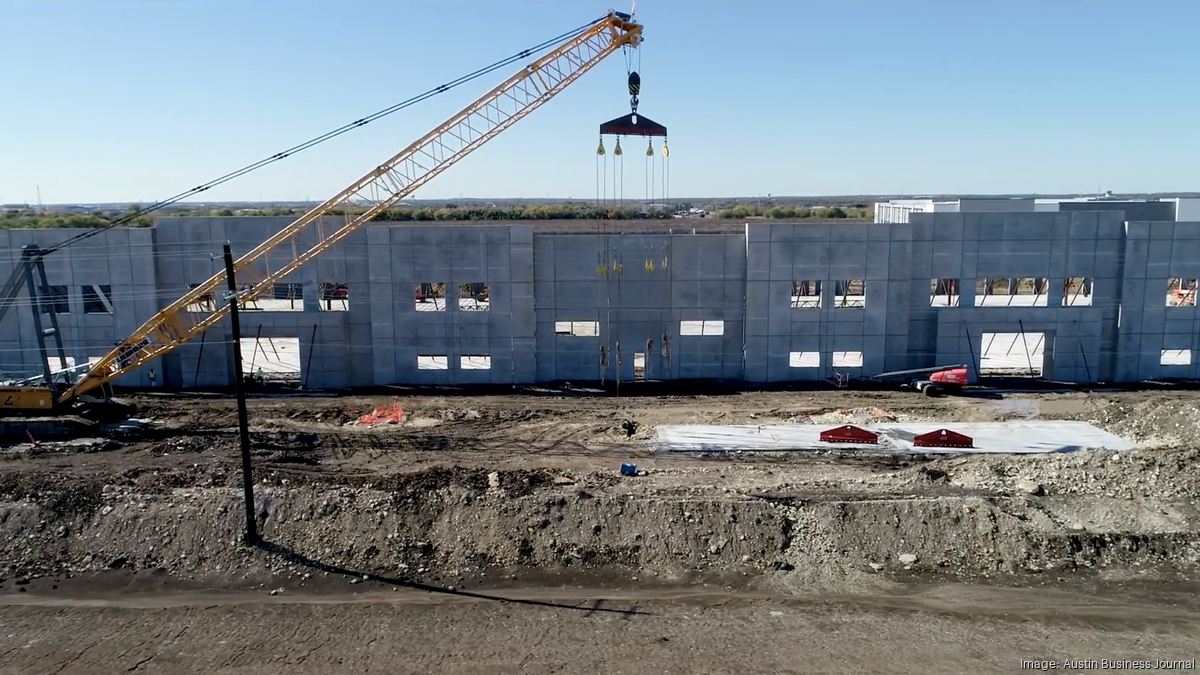 Construction of new industrial building marks milestone for Georgetown