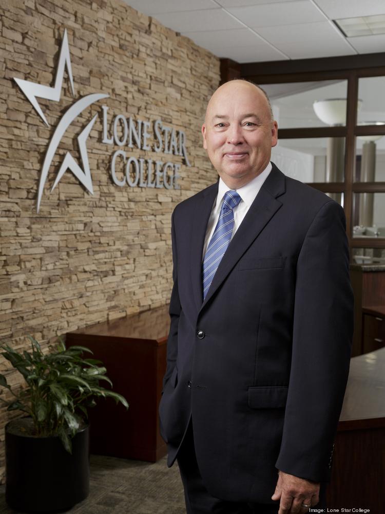 Lone Star College Chancellor Stephen Head to retire in 2023 - Houston  Business Journal