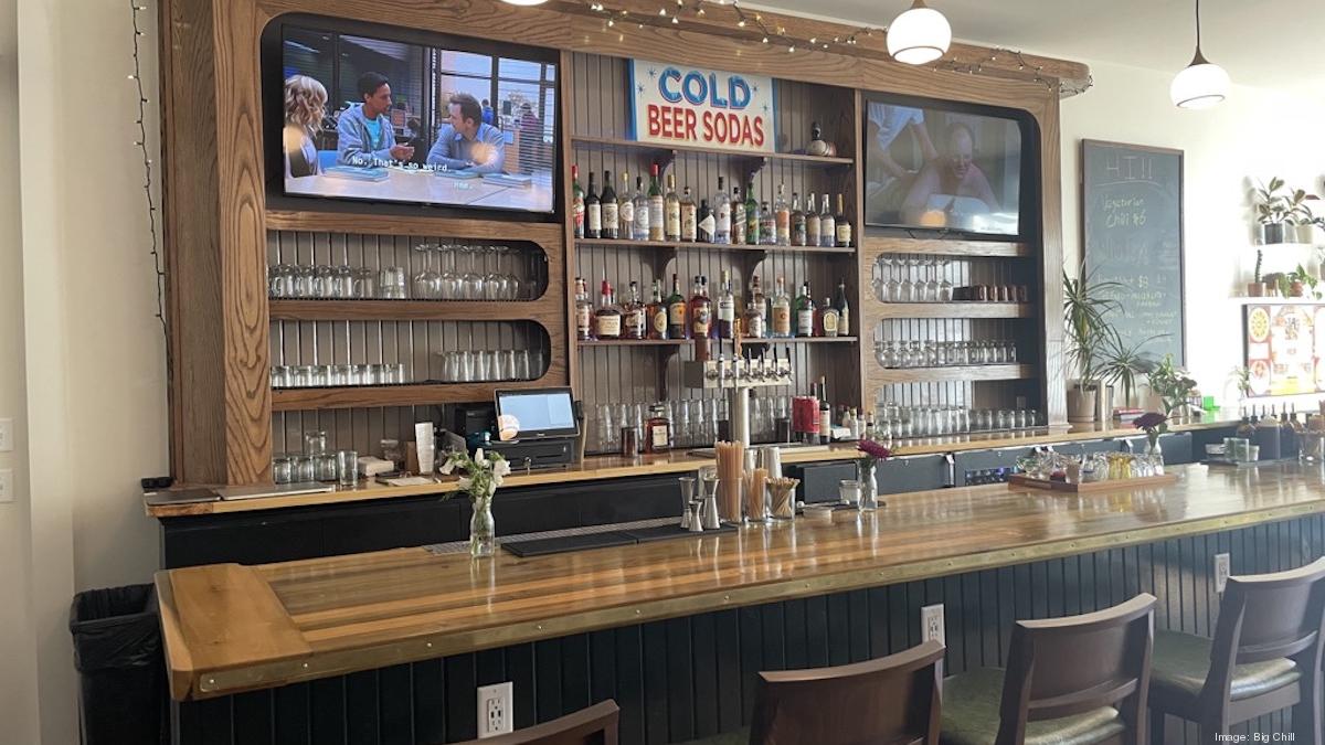 Big Chill bar with soft serve ice cream open in College Hill all the details Cincinnati