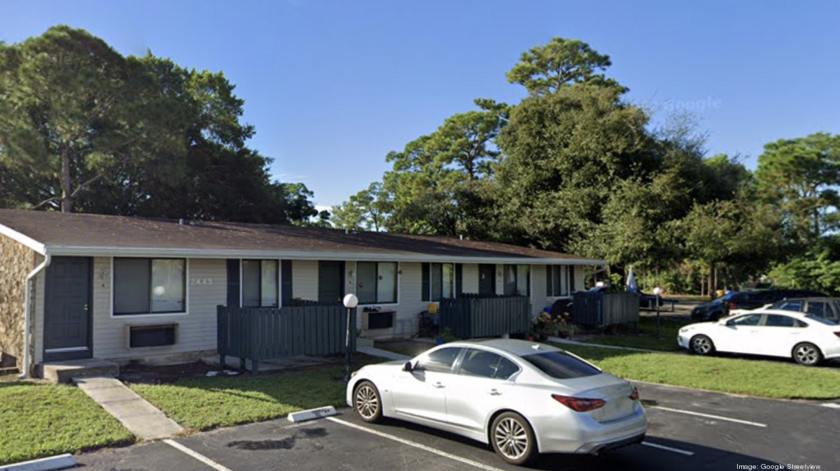 Firm led by Zvi Horowitz buys first apartment complexes near West Palm