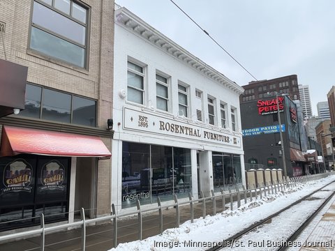 Retailer's downtown Mpls. building heads to auction
