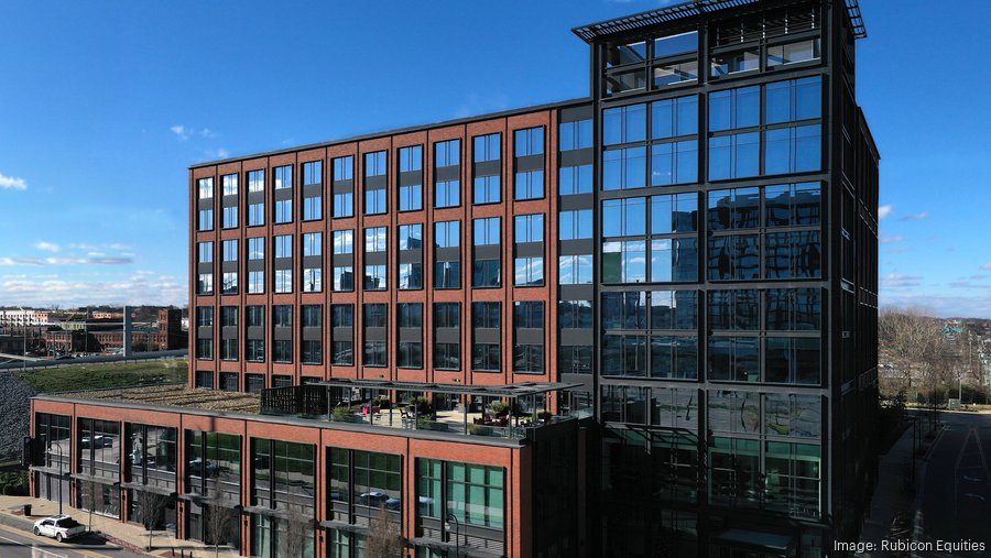 Fortune 100 SaaS tech company Oracle expands downtown office as