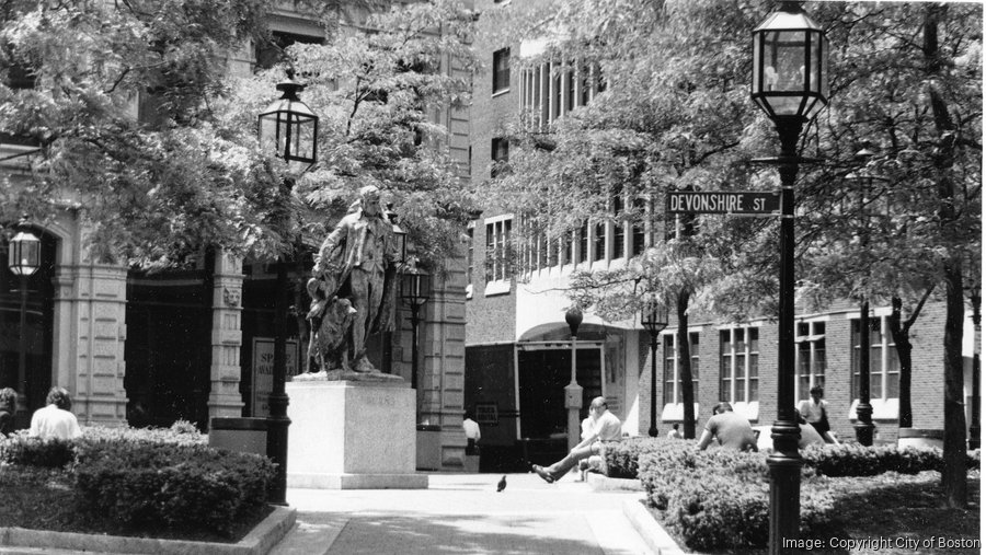 Five things you need to know today, and Robert Burns' statue Boston