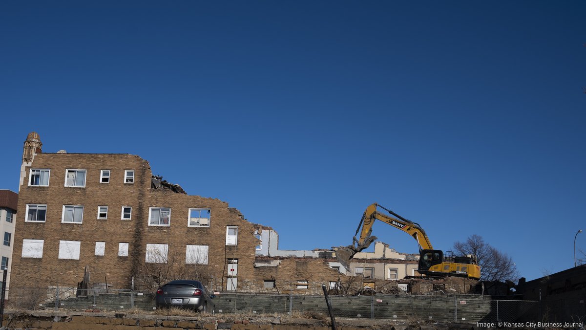 Kansas City moves to sell East Village land where Royals are scouting a downtown ballpark