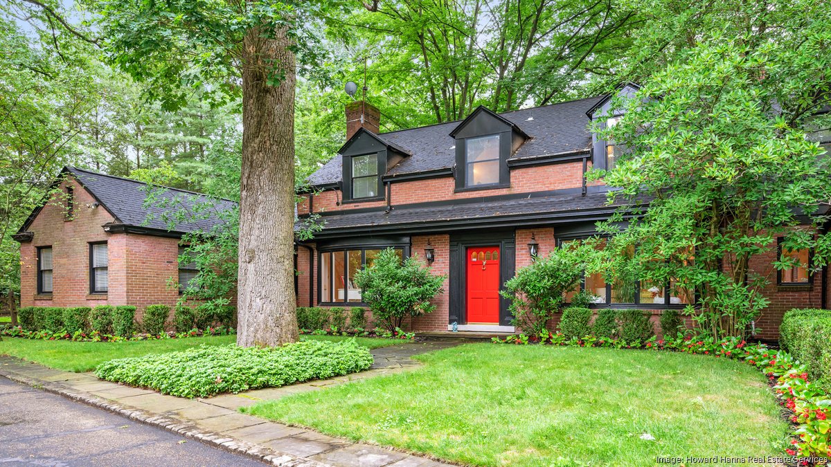 This Fox Chapel home is for sale for 2.3M (photos) Pittsburgh Business Times