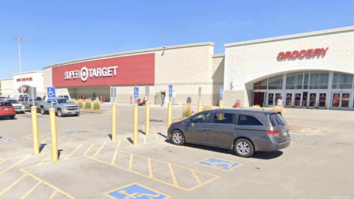 Man begins shooting at Omaha Target store, is killed by police