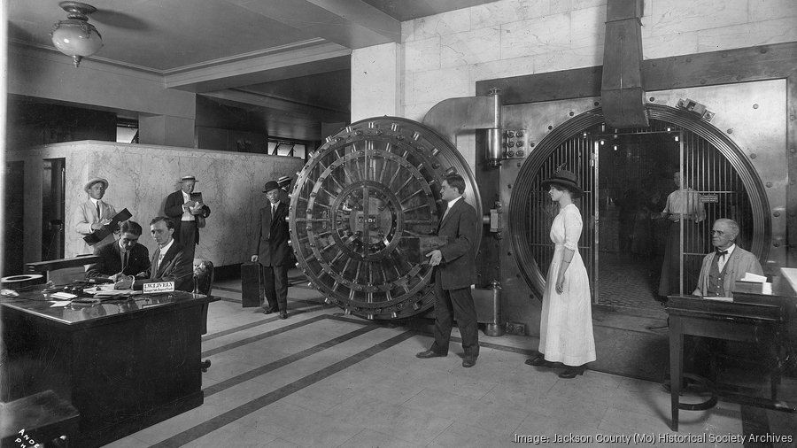 KC's oldest businesses Commerce Bank endures by evolving, adhering to