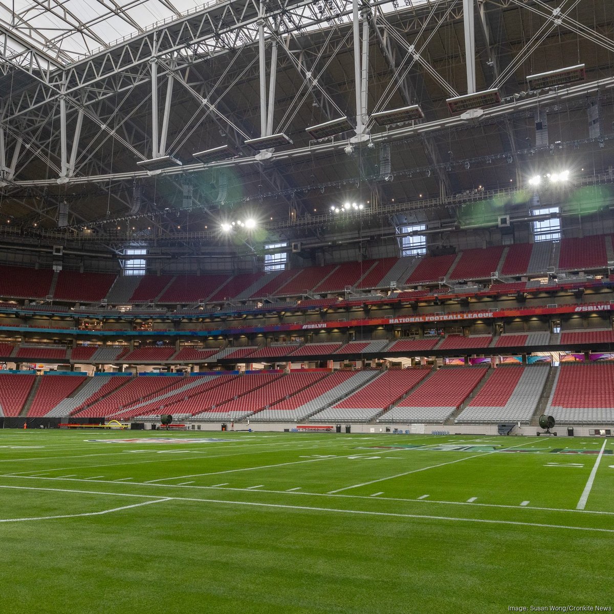 State Farm Stadium undergoes final preparations for Super Bowl Sunday -  Phoenix Business Journal