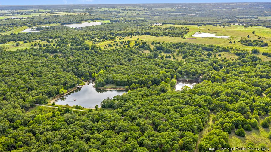 This $12.5M Texas ranch has a 9-hole golf course, 10 lakes - Dallas ...