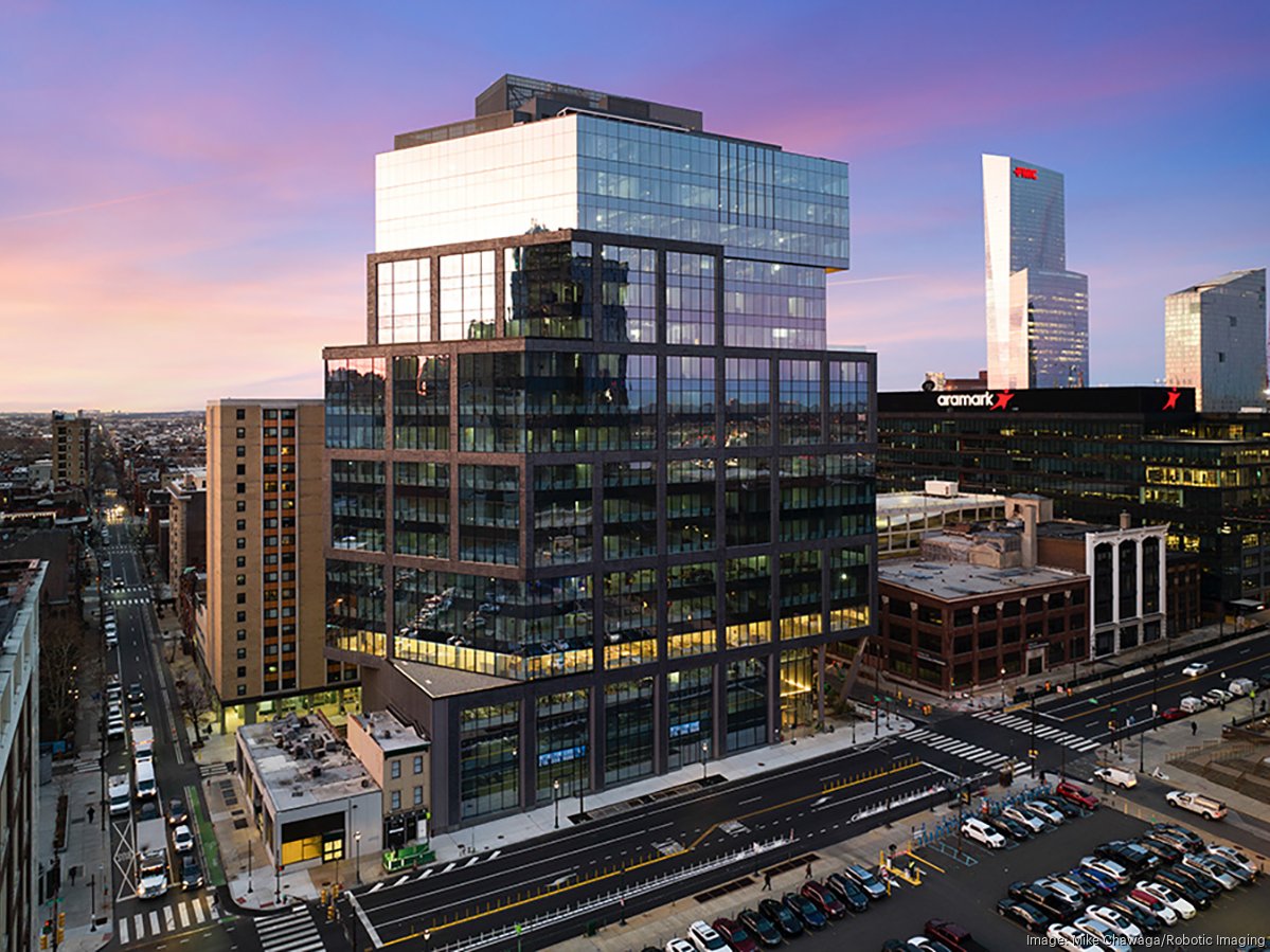 洋書 PUBLIC SECTOR Parkway Corp.'s $200M office building for Morgan Lewis named