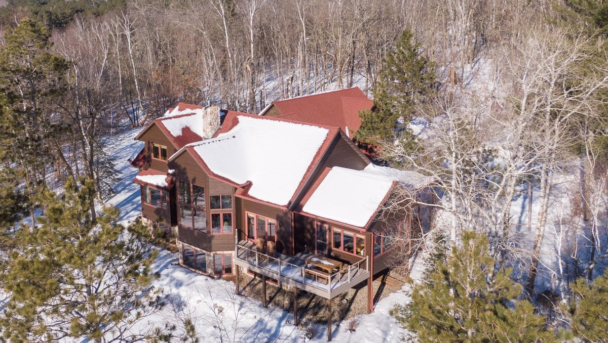 Dream Cabins Home on Big Mantrap Lake listed for 1.1M Minneapolis