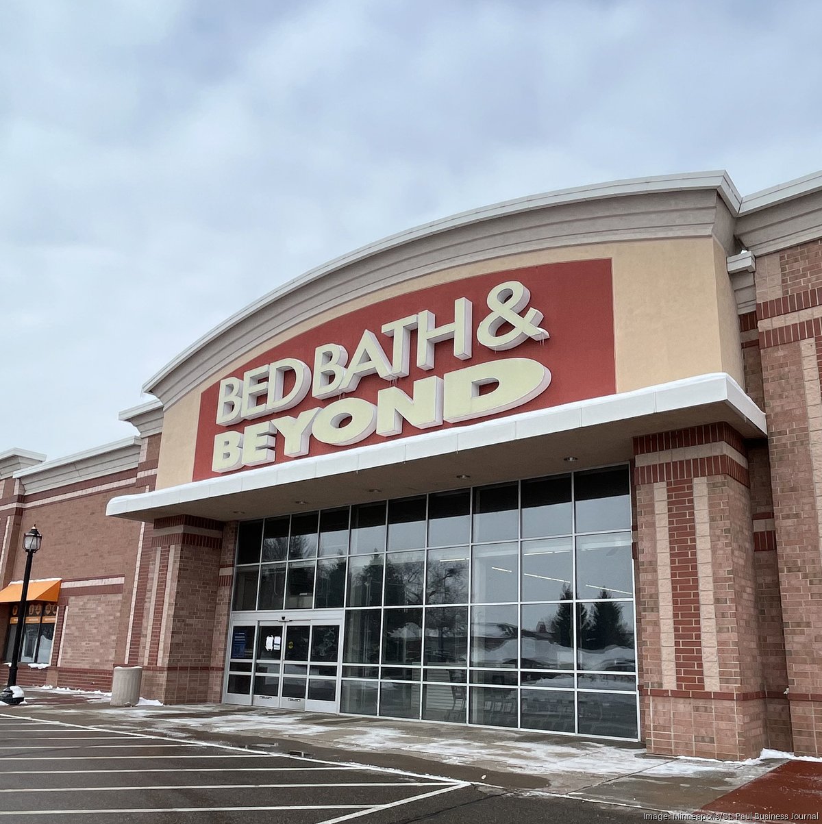 Bed Bath & Beyond Files For Bankruptcy And Plans To Close Its